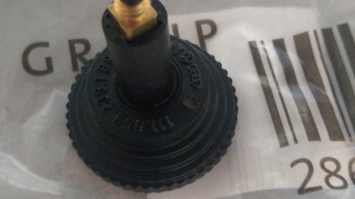 Imagem 5 de 5 de Botão Interruptor Chave Farol De Milhas Fusca Us Ouro Itamar