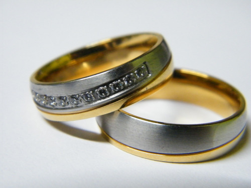 Anillo Elegante De Acero Para Bodas- Compromisos.