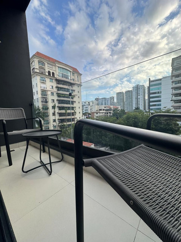 Alquiler De Apartamento En Serralles