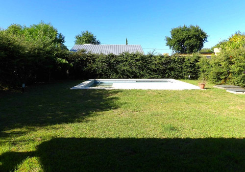 Imagen 8 de 20 de Venta - Excelente Casa Quinta Barrio Real - Junin (ba)