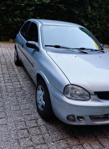 Chevrolet Corsa Classic 3 Puertas LS AA + DIR 1.4