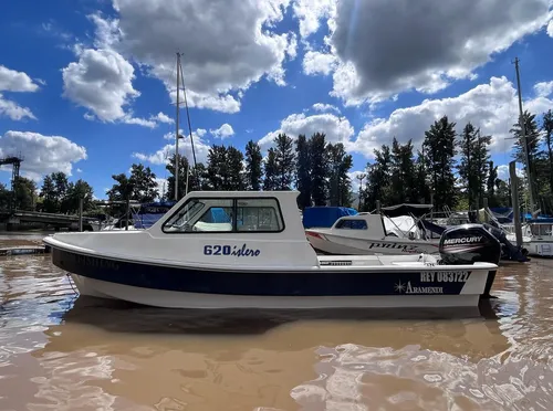 Aramendi Tracker Cabinado 620 Mercury 90 Hp 4 Tiempos