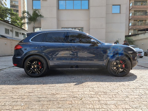 Porsche Cayenne 4.8 V8 S 5p