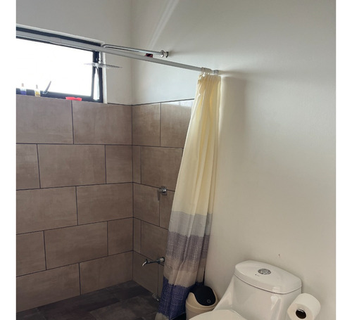 Vendo Casa En Condominio Hacienda El Coyol, Reciente Construcción Y Patio Muy Amplio