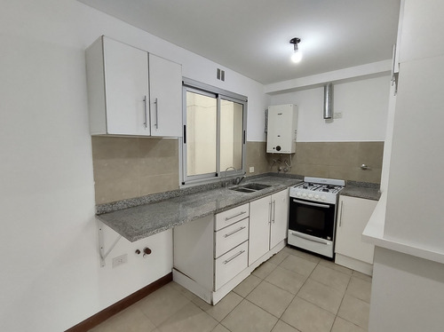 Departamento 1 Dormitorio Con Cochera En Venta