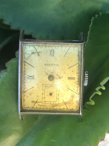 Reloj Novoris, 4 Jewels, Calibre 231, No Funciona.