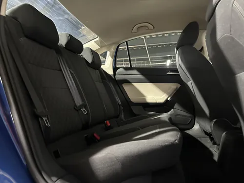 Volkswagen Virtus TRENDLINE L4 1.6L 110HP AUT