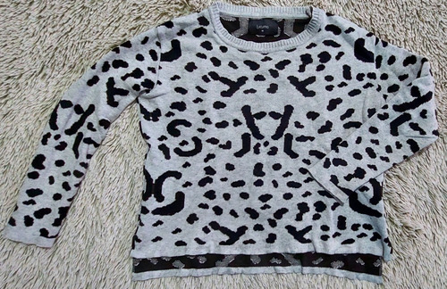 Sweater Buzo Tipo Animal Print Lucuma