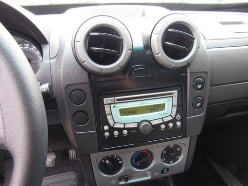 Imagem 11 de 15 de Ford Ecosport 1.6 Freestyle 8v