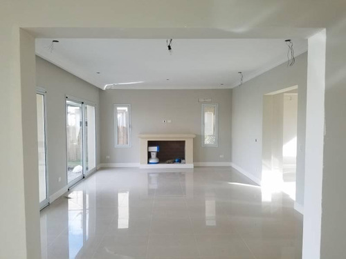 Imagen 3 de 11 de Casa En Venta En Tipas, Nordelta, G.b.a. Zona Norte