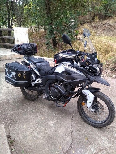 Imagen 4 de 7 de Moto Corven Tourin Triax 250cc
