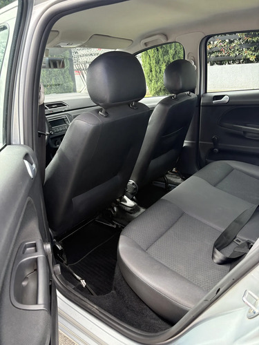 Volkswagen Voyage 1.6 Highline