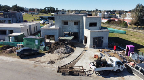 Casa A Estrenar En Arenas Chico