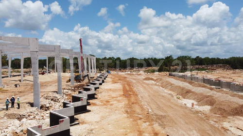 Bodegas En Venta En Próxima Central De Abastos En Playa Del Carmen P3395