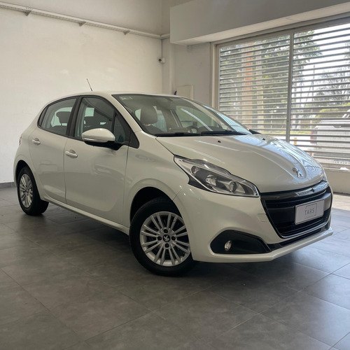 Peugeot 208 1.6 Allure