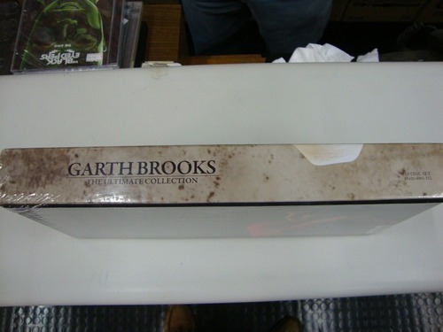 Caja de 10 CD - La colección definitiva de Garth Brooks - Importación