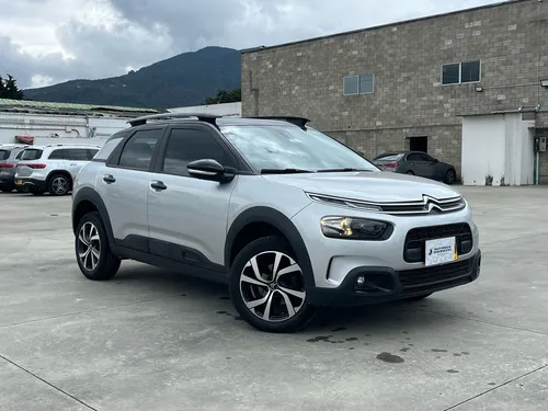 Citroën C4 Cactus 1.6 Shine Turbo Aut