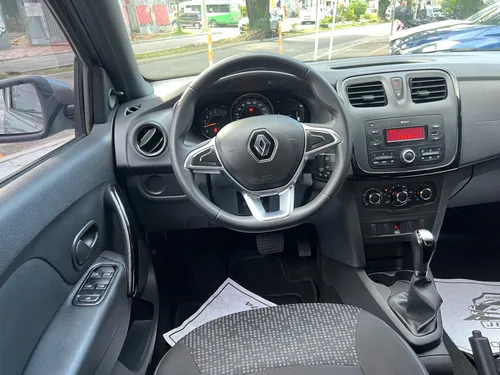 Renault Logan 1.6 Expression / Life +