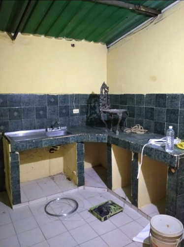 Imagen 3 de 5 de Luis Revilla Vende Casa Comercial, Ubicada En Yagua