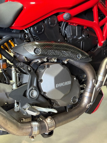Ducati Monster 1200 S