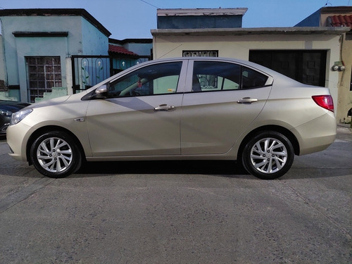 Imagen 8 de 15 de Chevrolet Aveo 2018 1.6 Lt At