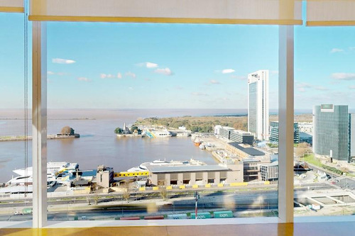 Laminar Plaza | Oficina En Impecable Estado | Excelentes Vistas - Disponibilidad Inmediata.