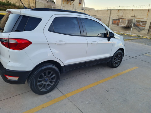 Imagem 5 de 5 de Ford