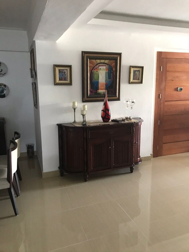 Imagen 19 de 23 de Vendo Apto 3 Hab/ 218 Mt2 / 3 Parq/ Zona Exclusiva Urb. Real