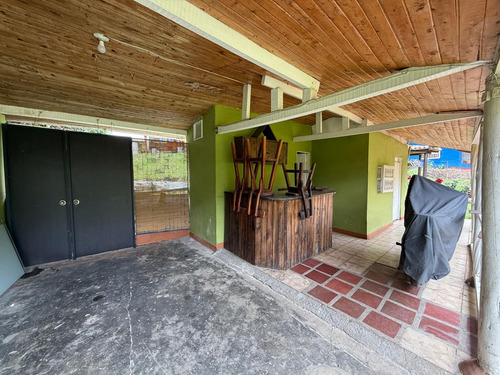 Se Vende Lote Con 2 Casasen La Ceja A1 Km De La Zona Urbana