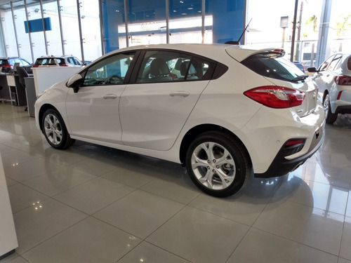 Imagen 5 de 15 de Chevrolet Cruze 5 1.4 Lt At 5p 255