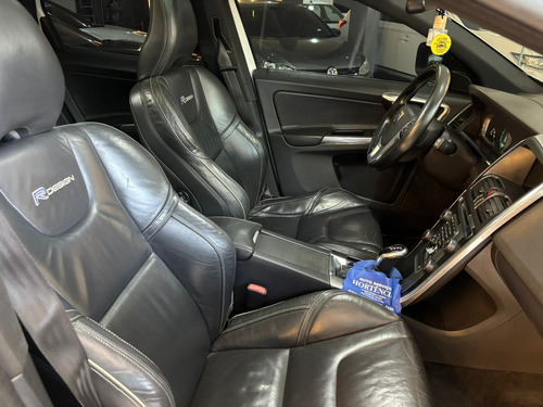 Volvo XC60 2.0 T5 R-design 5p