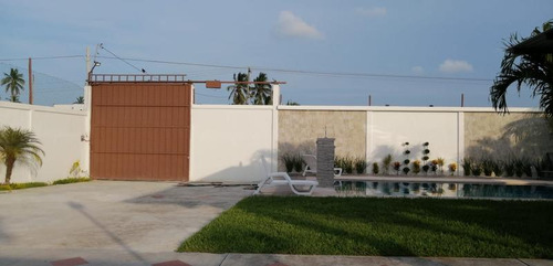 Renta Casa Con Alberca 1 Hab Col. Calzada Tuxpan Veracruz