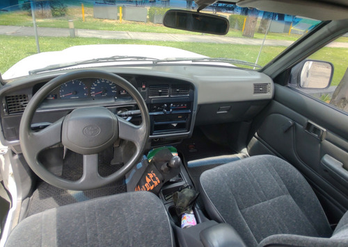 Toyota Hilux 3.0 D/cab 4x2 D Dx