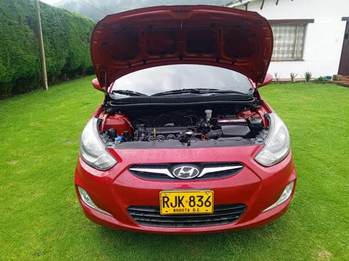 Hyundai Accent 1.6l 4 p