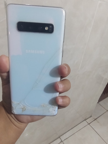 Celular Samsung S10 Para Piezas Sirve Lógica Sm-g973f Se Vende Entero Es Libre De Compañía Pero Tiene Que Quitar La Cuenta Google Blanco (Usado)