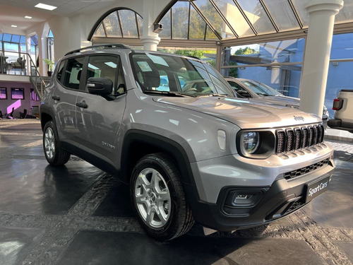 Imagen 1 de 15 de Jeep Renegade 1.8 Sport