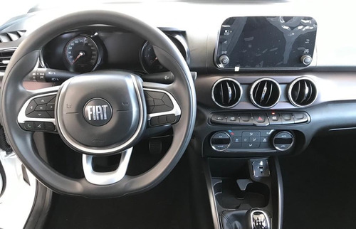 Imagen 4 de 6 de Fiat Cronos 1.8 16v Precision At6 Rocio
