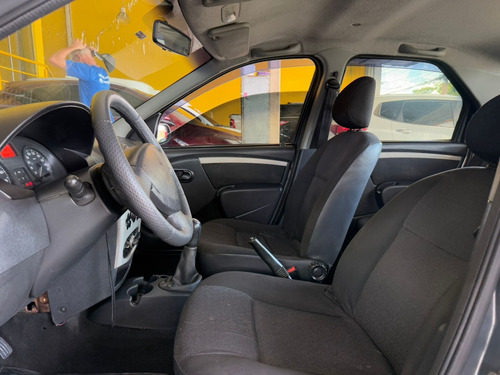 Renault Logan 1.6 EXPRESSION 8V FLEX 4P MANUAL