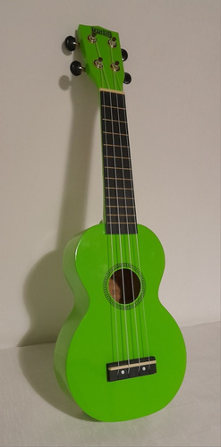 Ukelele Soprano Marca Mahalo + Funda. Muy Poco Uso.impecable