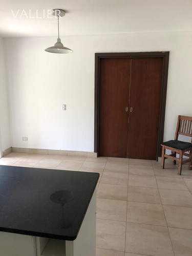 Casa En Venta En Altos Del Golf, Pilar, G.b.a. Zona Norte