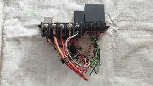 Caja De Relevadores Jetta Clásico/a4 (Usado)