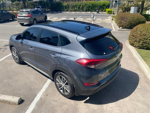 Imagen 11 de 15 de Hyundai Tucson 2.0 4x4 Premium At L16 2017