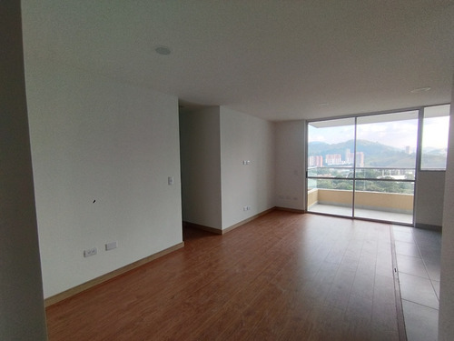 Apartamento En Arriendo Ubicado En La Estrella Sector Suramerica (24019).