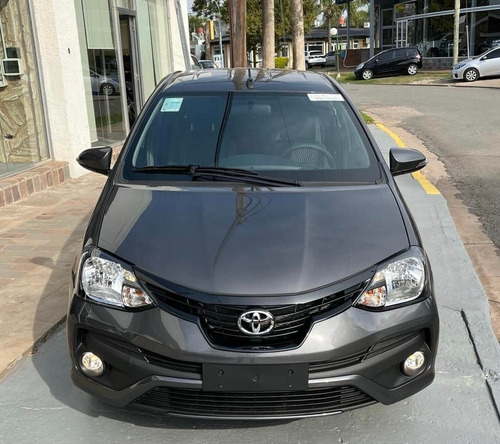 Imagen 5 de 12 de Toyota Etios 1.5 Vvti 5 Puertas Xls Pack Manual 0km My2022