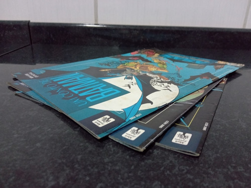 Minisserie Completa Um Conto De Batman Asas Abril Rjhm (Usado)