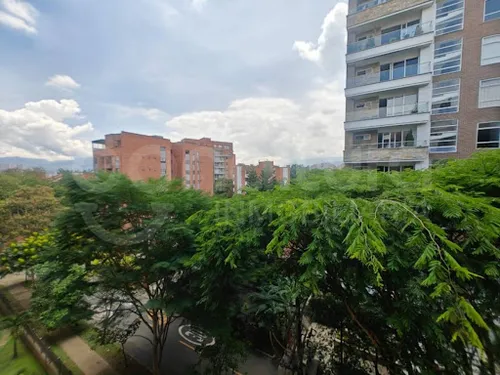 Apartamento En Arriendo Otra Parte 472-7063