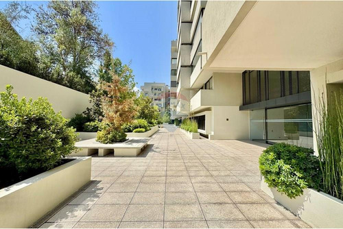 Depto Con Patio Y Jadín - 3d + Servicio