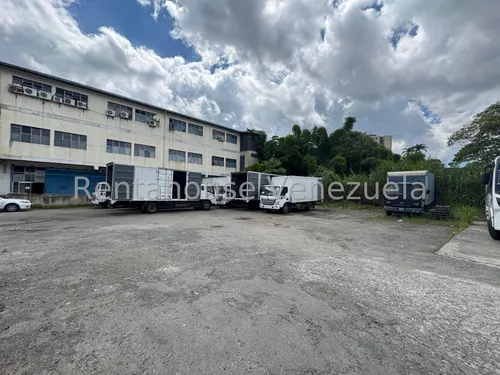 Potencial Terreno Con Dos Parcelas Unificadas. Cada Una De 1.500 M2. En Venta Los Teques / Jh