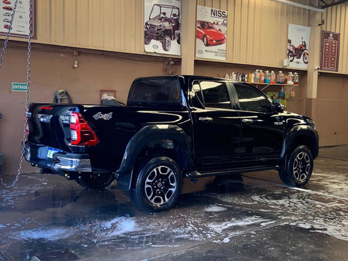 Imagen 8 de 8 de Toyota Hilux 2021 2.8 Cd Srx 204 Cv 4x4 At