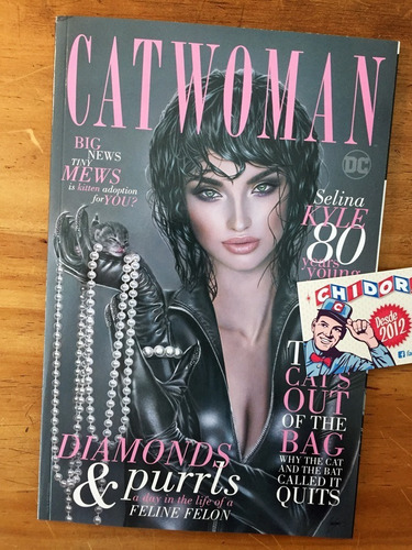 Comic - Catwoman 80th Anniversary Natali Sanders Cover A
